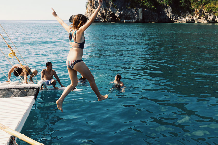 Isla Gigantes Rock Cabugao Gamay Island